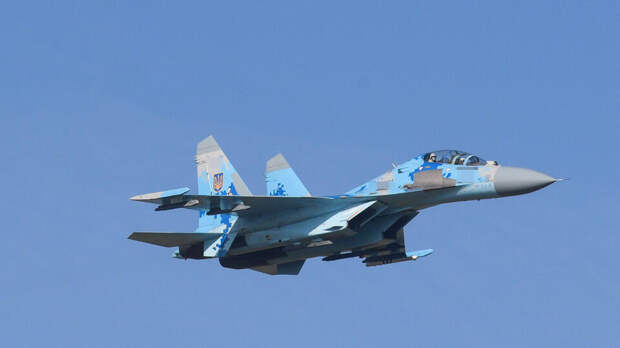 Российские средства ПВО сбили украинский самолет Су-27