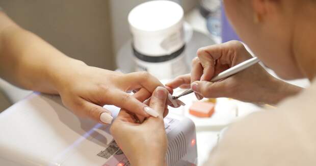 Удивительная история о маникюре, из-за которого женщина заболела раком