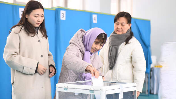 Новую конституцию Казахстана на референдуме поддержали 87,15% избирателей