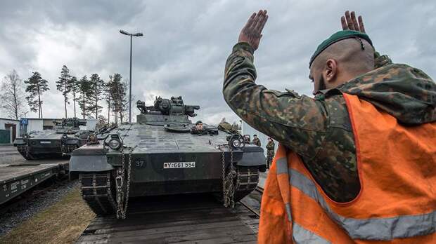 Еврокомиссия начала создавать систему быстрой переброски войск ЕС