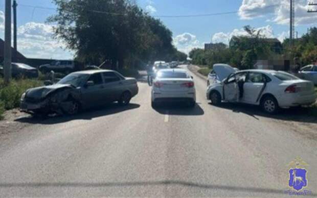 Два человека попали в больницу из-за неудачного разворота на дороге в Сызрани