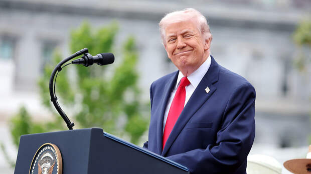 Трамп поддержал инициативу России о перемирии на 9 Мая