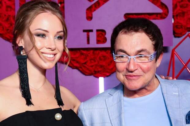 «Личное дело двух людей»: Соседов отказался обсуждать драму вокруг Дибровых