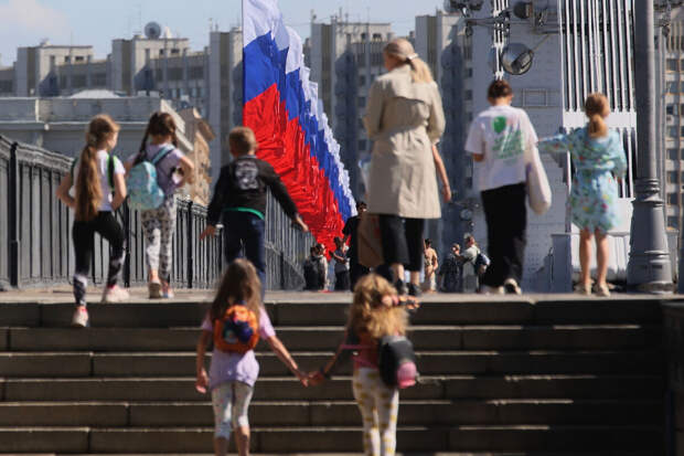Политолог Асафов: в центре государственной политики России всегда находится человек