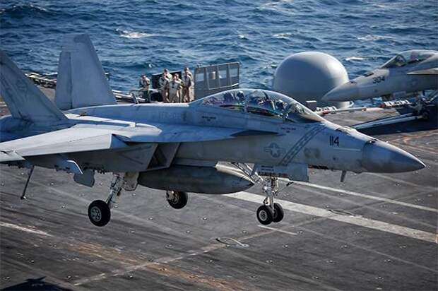 ВМС США снова начинают соревнование сверхдержав за море