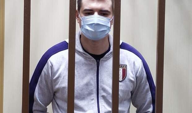 В Тюмени начался суд над силовиком, сбившем насмерть двух дорожных рабочих