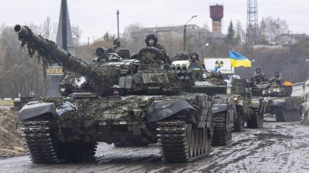 Военкоры показали, как десантники и артиллеристы ВС РФ «охотятся» за танками ВСУ