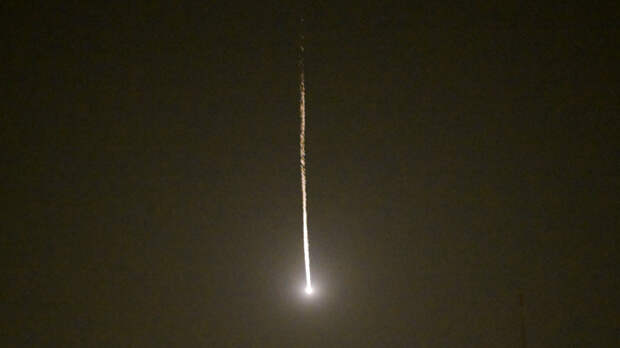 Танкер США загорелся после иранского удара у берегов ОАЭ