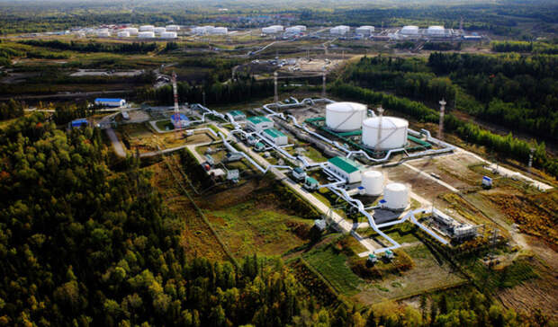 «Газпром нефть» просит перевести СП с Shell в российскую юрисдикцию через суд