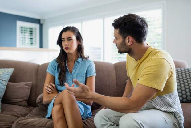 «Не вздумай уходить с ребенком, пусть муж уходит сам, если хочет!» – советуют все Антонине