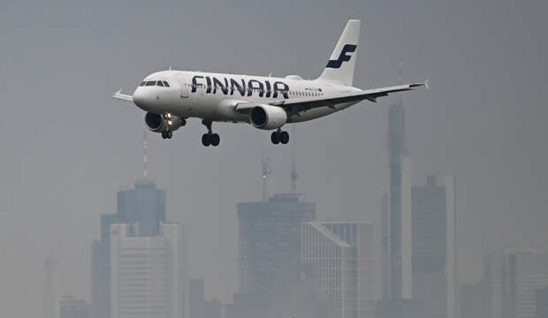 Самолёт Finnair не смог приземлиться в Тарту из-за помех GPS. На западе винят русских