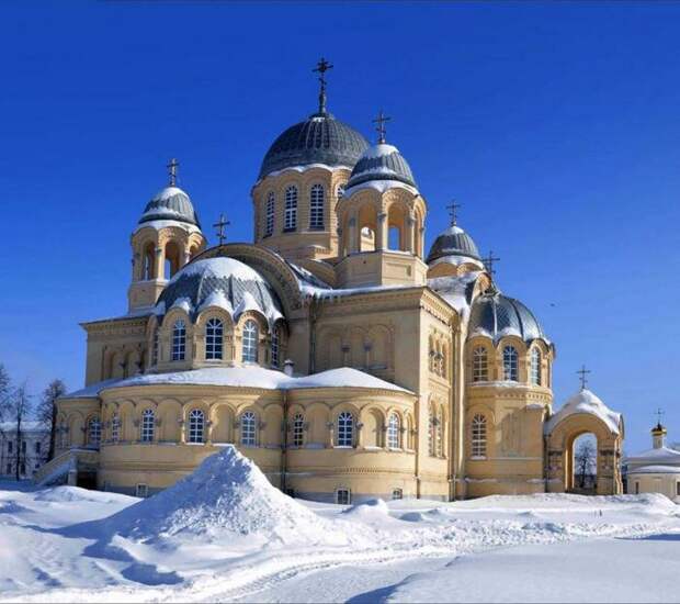 Зимний монастырь