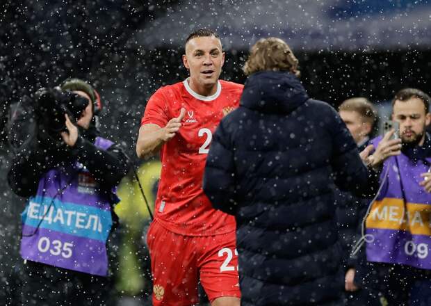 Писарев — о том, как Дзюба вернулся в сборную: «Карпин говорит: «Слетай на матч «Акрона», посмотри»