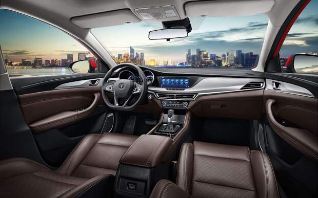 Достойный аналог Toyota Camry: представлен новый мощный и экономичный «китаец»
