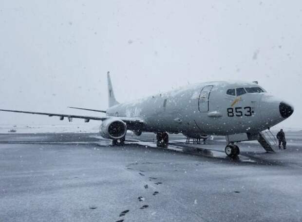 Самолет P-8A Poseidon в Кефлавике, Исландия. (ВМФ США/лейтенант j. g.Grade Matthew Skoglund)