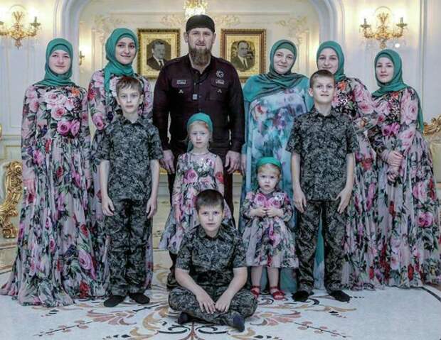 Рамзан Кадыров официально женат на одной женщине