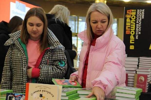 В ТРЦ "РИО" с 25 по 31 марта выступят писатели и поэты из Москвы и Тамбова