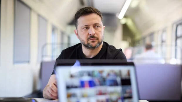 «Нищета и потеря союзника»: в Киеве подвели итоги семилетнего правления Зеленского