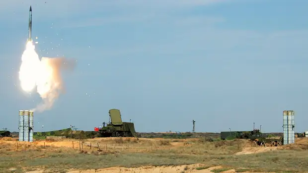 «Важное направление сотрудничества»: Россия поставит Индии С-400 в течение 18—19 месяцев