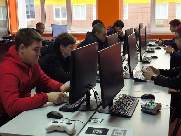 Гонка дронов в Астрахани выходит на финишную прямую