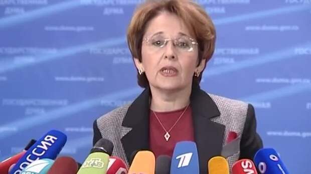 «Экономический рост уменьшает инфляцию, а не наоборот»: Оксана Дмитриева уличила Центробанк в невежестве