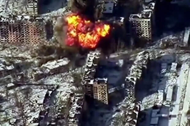 Взрыв трехтонной бомбы разворотил пункт дислокации ВСУ в Константиновке