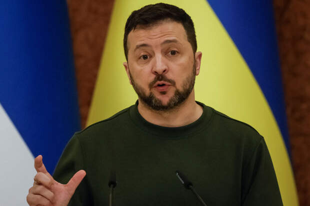 Зеленский надеется, что в случае победы Трамп не будет выступать против Украины