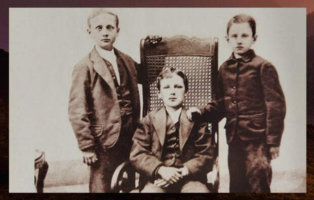 Будущий писатель О. Генри (справа) с друзьями детства.