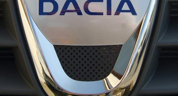 Dacia провела презентацию нового логотипа
