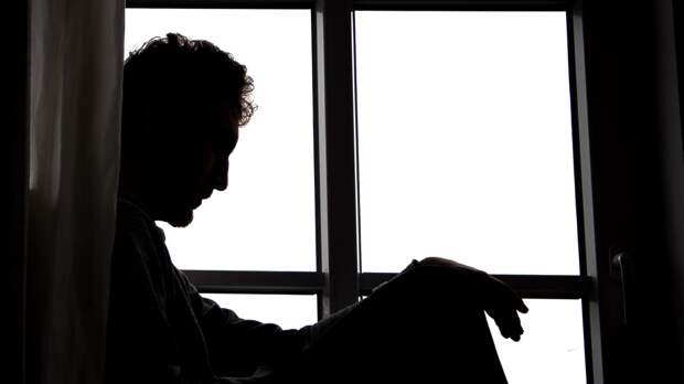 Врач Коновалова рекомендовала смехотерапию и домашнюю работу от хандры весной