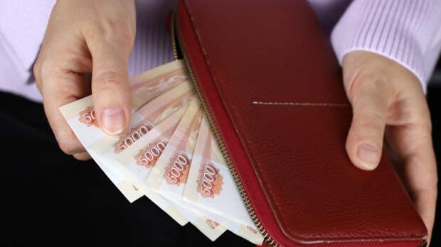 Некоторые россияне получат майские пенсии и апрельские детские пособия на несколько дней раньше