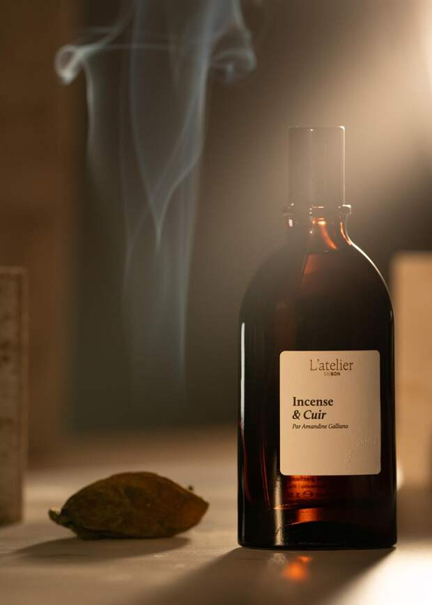 Парфюмерная вода Incense & Cuir Eau de Parfum Intense, 100Bon L'atelier, 5899 руб. («Рив Гош»)