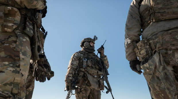 «Отмечена переброска противником»: под Харьковом заметили войска спецназа ГУР и технику для разминирования