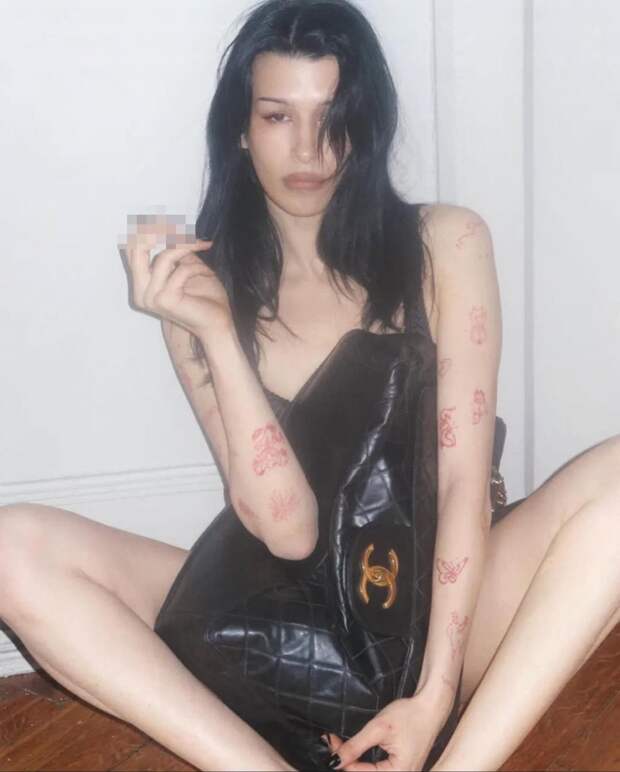 25-летняя падчерица Ивана Урганта поделилась провокационным снимком в белье: фото