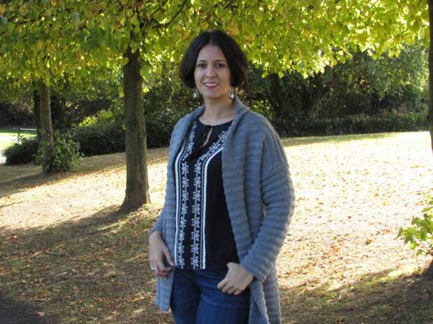 how-to-style-a-cardigan How to make a cardigan look chic