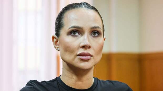 Адвокат: блогер Лерчек начала терять зрение