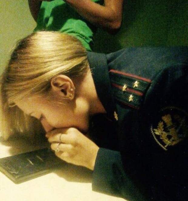 С днем полиции!