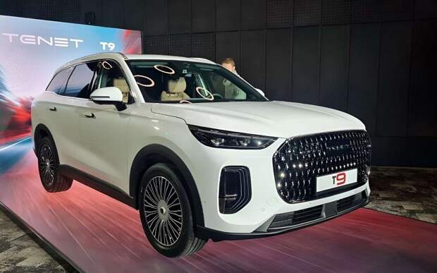 Стало известно, когда новый российский кроссовер появится в продаже