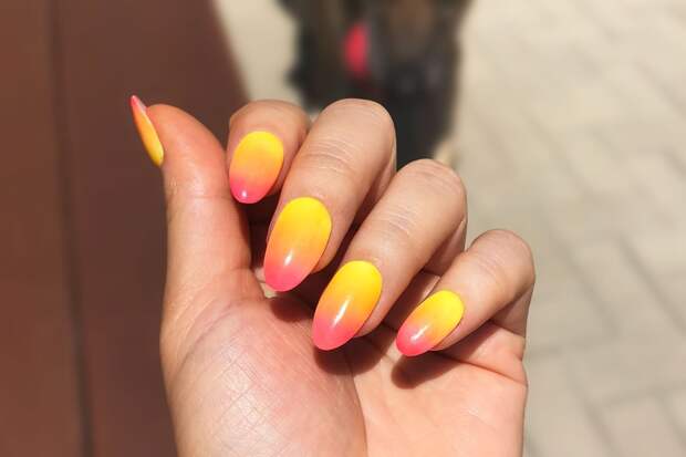 neon-ombre-nails-cover