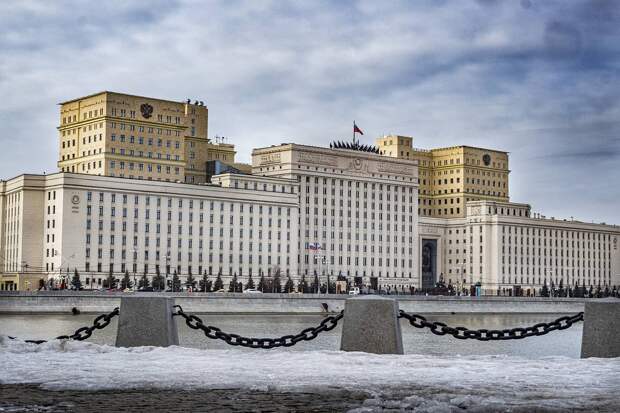 В Минобороны отреагировали на видео с якобы ударом по ТЦ в Харькове