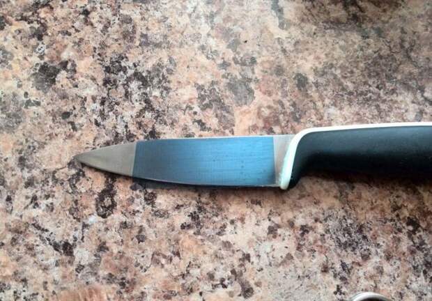 Простая гравировка на ноже гравировка, нож