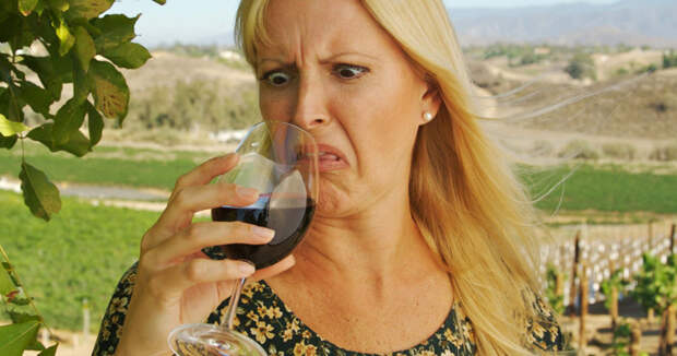 Ойнофобия - боязнь употребления вина. вкусно, курорты, отдых, страхи, страшно, фобии