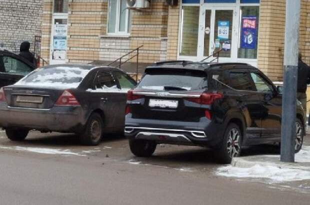 В России предложили ввести зелёные и бирюзовые номера для автомобилей