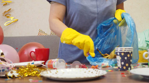 Как быстро привести в порядок кухню, если пришлось много готовить: лайфхаки, которые облегчат уборку