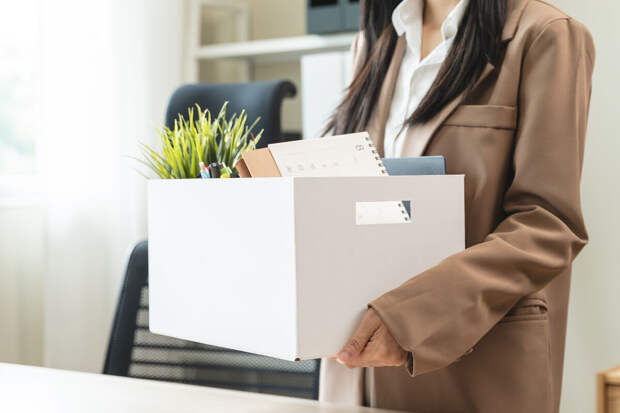 Эксперт Иванова: умение говорить о своей ценности спасет от сокращений на работе