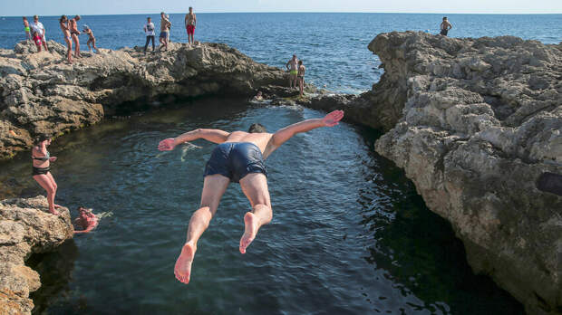 Бархатный сезон: как появилось это выражение?