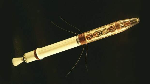 Первые искусственные спутники Земли: «Эксплорер-1» и «Спутник-1»