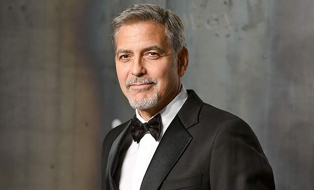 Джордж Клуни написал эссе на тему расизма: "Это наша личная пандемия, и за 400 лет мы так и не нашли лекарства"