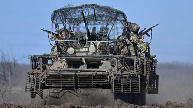 Уничтожены MaxxPro и два Stryker: ВС РФ продвинулись вперёд на всех направлениях и сбили самолёт ВСУ