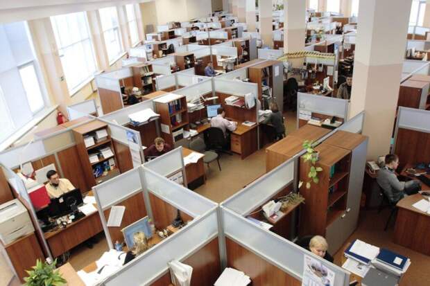 В Госдуме предложили сократить рабочий день для женщин по пятницам